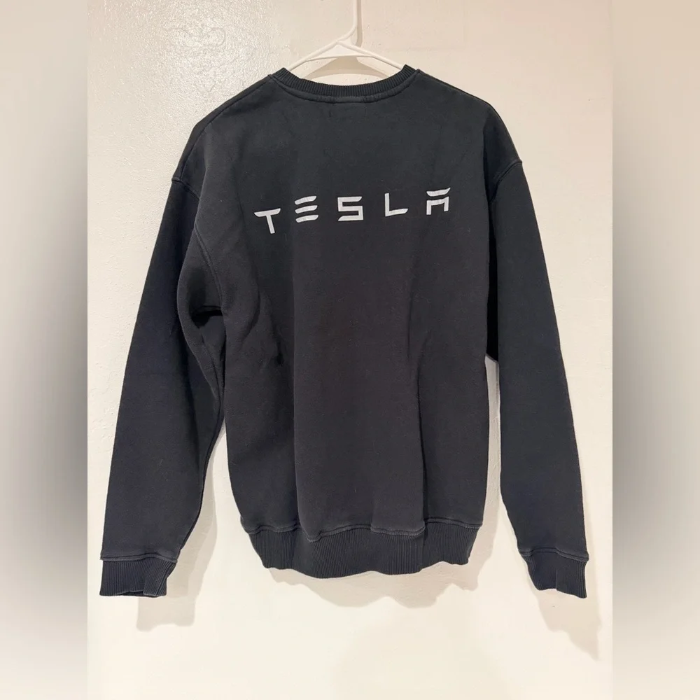 Tesla Men's Black Crewneck Sweatshirt Unisex size Small